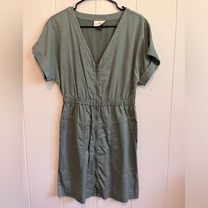 Universal Thread Green Zip Up Dress